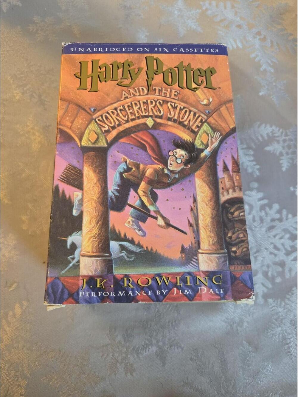 Harry Potter and the Sorcerer's Stone Audiobook 6-Cassette Box Set Jim Dale